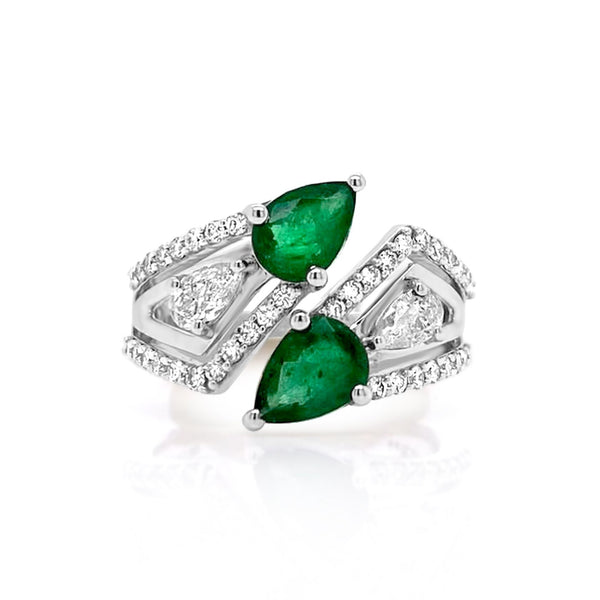 The Emerald Arianna Ring