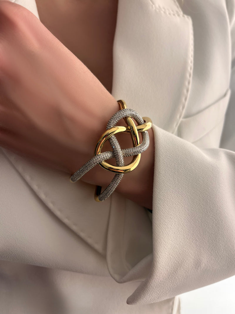 Diamond Interwoven Gold Bangle - Brilat