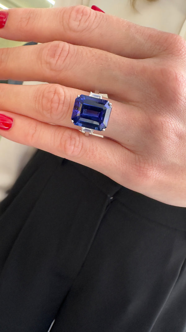 Important Tanzanite Cocktail Ring