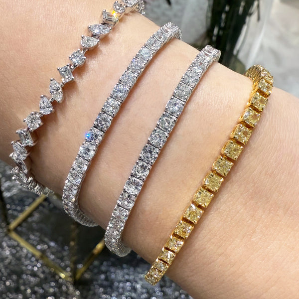 Large Diamond Flex Bangle in White Gold - Brilat