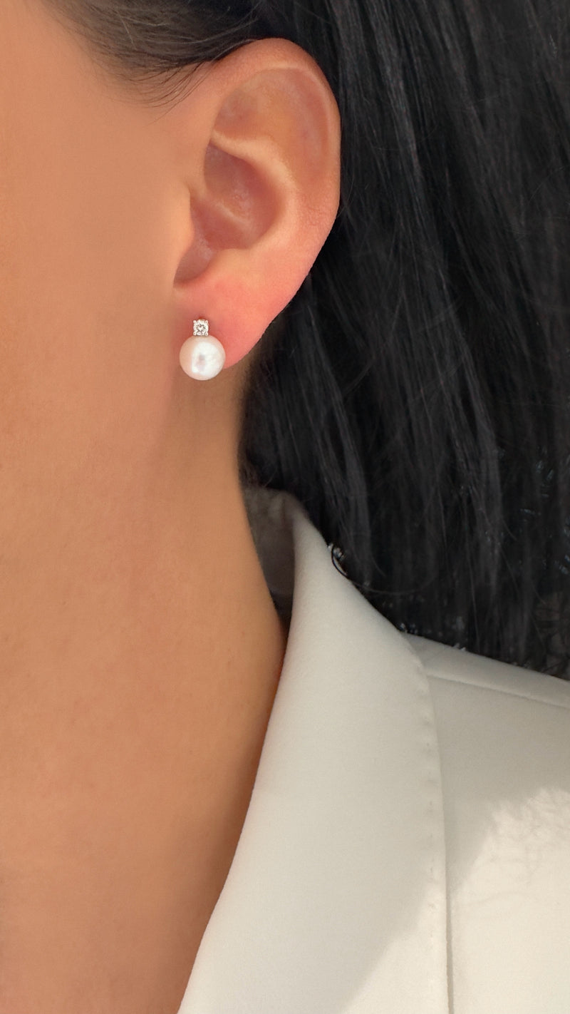 Classic Pearl & Diamond Earrings - Brilat