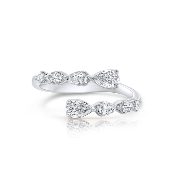 Bypass pear shape diamond ring
