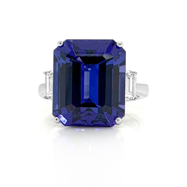 Important Tanzanite Cocktail Ring