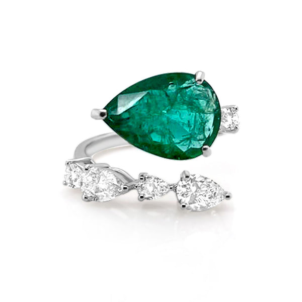 Important Spiral Emerald Ring