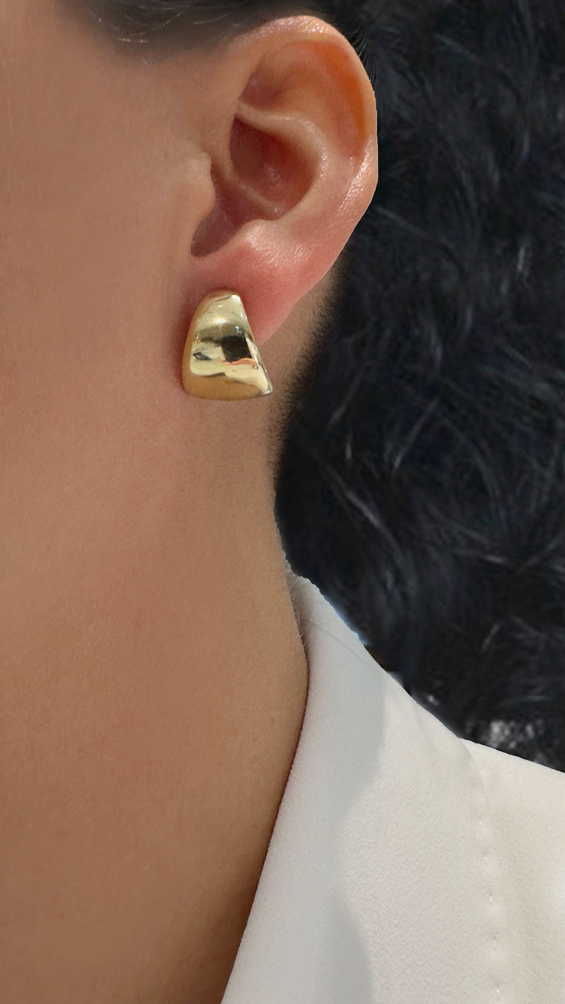 Bold Yellow Gold Huggie Earrings - Brilat